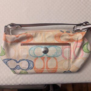 Coach Hamptons Weekend Scribble Top Handle Pouch